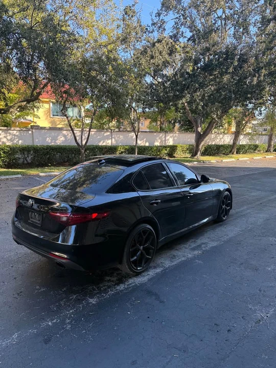 2020 Alfa Romeo Giulia - Image 12 of 14