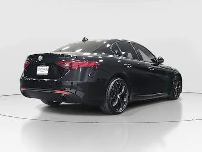 2020 Alfa Romeo Giulia - Image 3 of 19