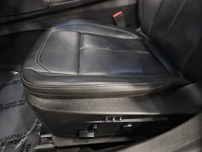 2020 Alfa Romeo Giulia - Image 13 of 19