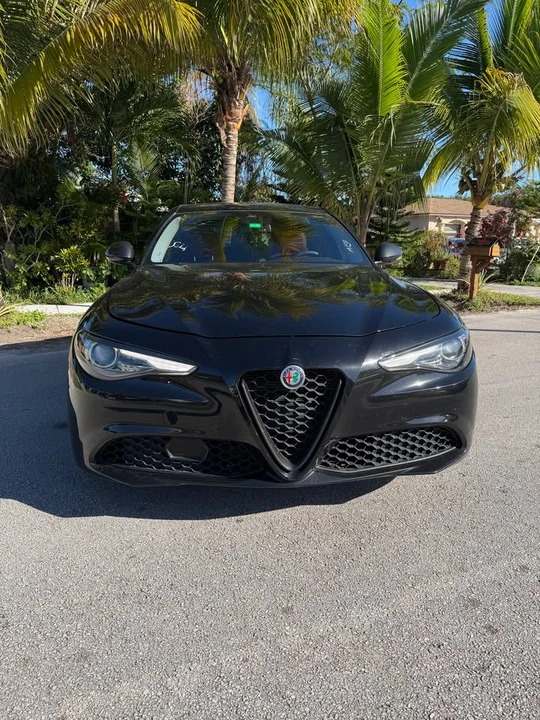 2020 Alfa Romeo Giulia - Image 2 of 12