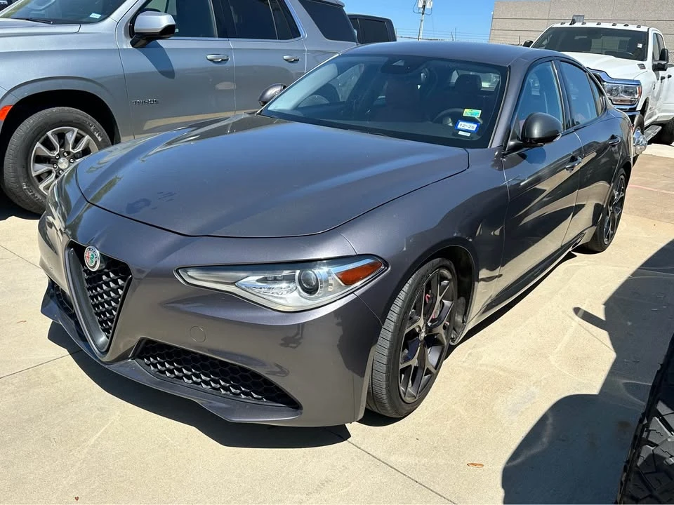 2020 Alfa Romeo Giulia - Image 2 of 15