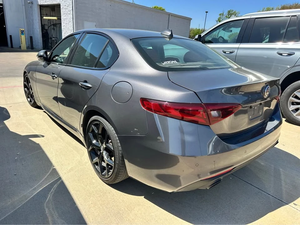 2020 Alfa Romeo Giulia - Image 4 of 15