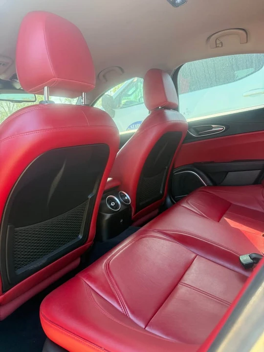 2020 Alfa Romeo Giulia - Image 7 of 13