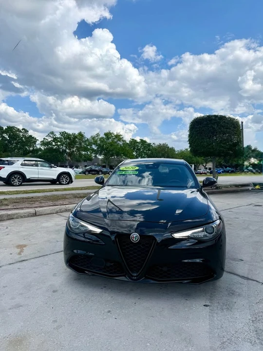 2020 Alfa Romeo Giulia - Image 4 of 7