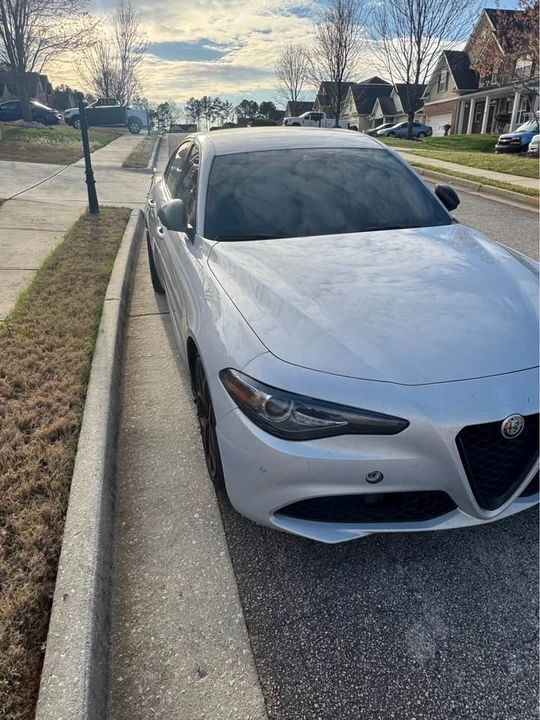 2020 Alfa Romeo Giulia - Image 3 of 9