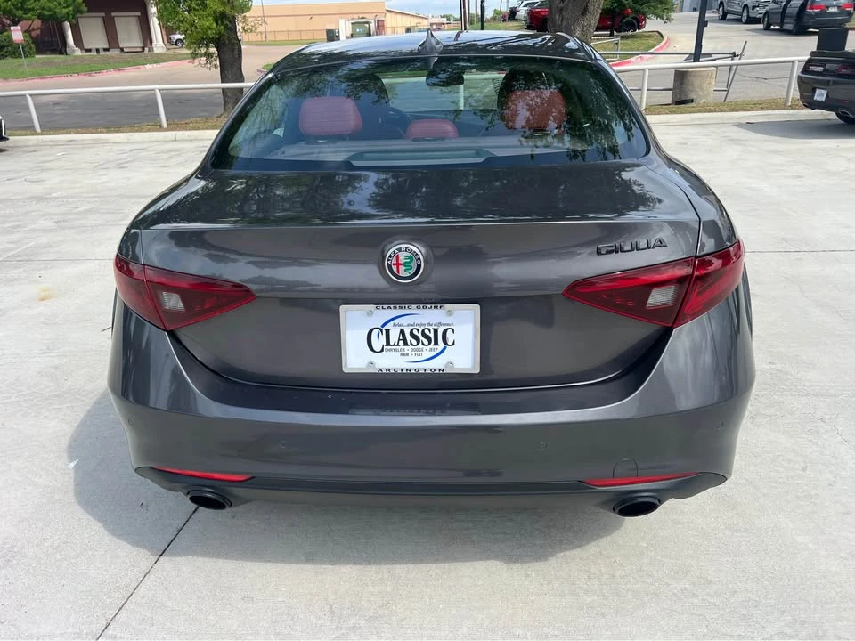 2020 Alfa Romeo Giulia - Image 10 of 16