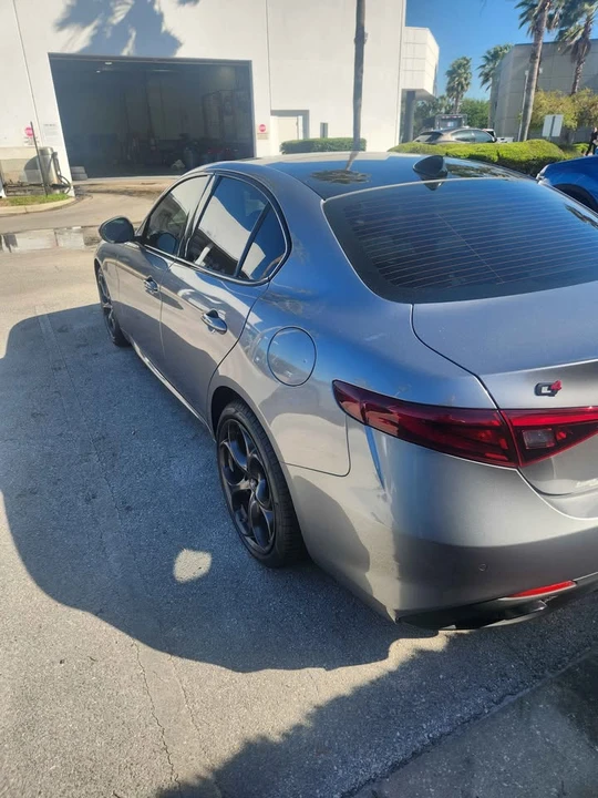 2020 Alfa Romeo Giulia - Image 4 of 13
