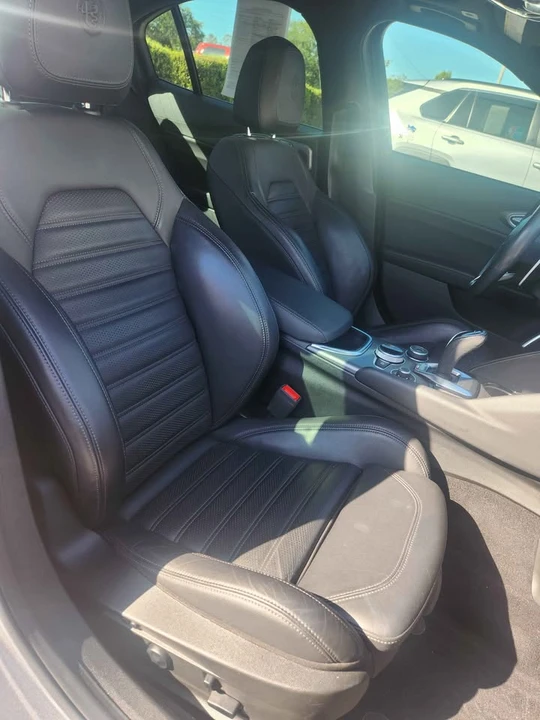 2020 Alfa Romeo Giulia - Image 12 of 13
