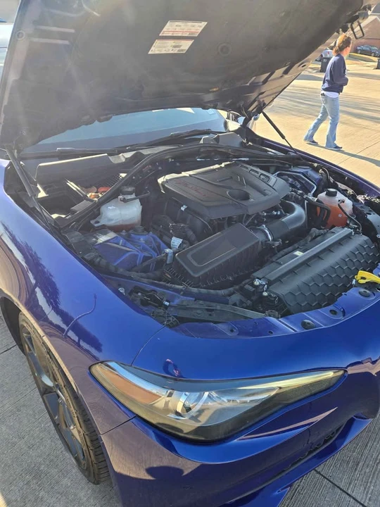 2020 Alfa Romeo Giulia - Image 5 of 11
