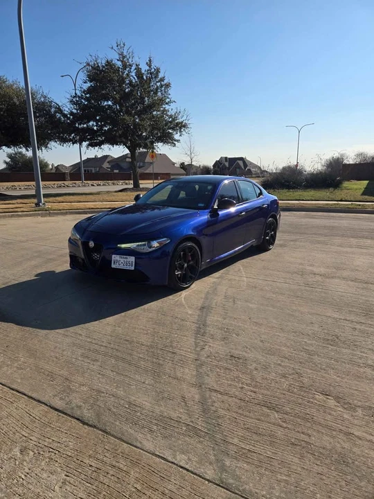 2020 Alfa Romeo Giulia - Image 4 of 11
