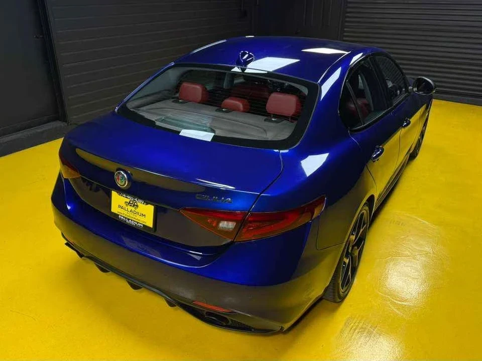 2020 Alfa Romeo Giulia - Image 2 of 20
