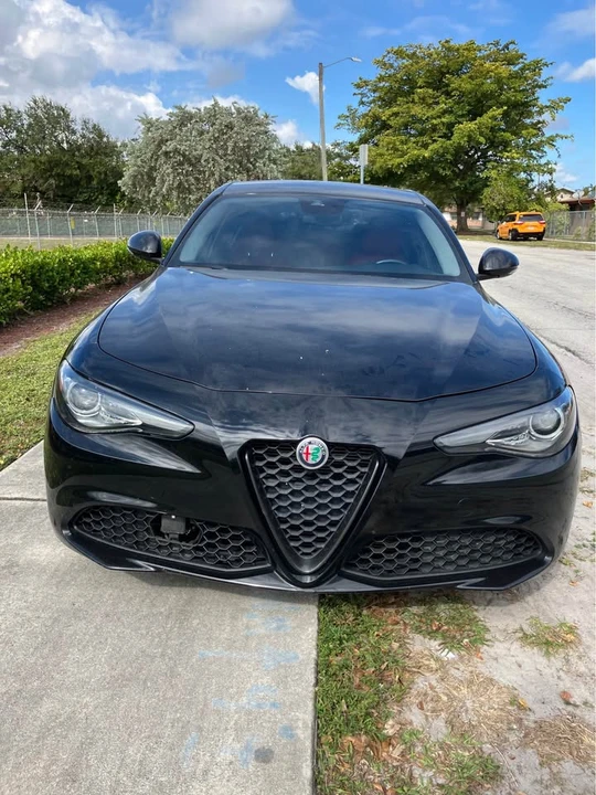 2020 Alfa Romeo Giulia - Image 2 of 16