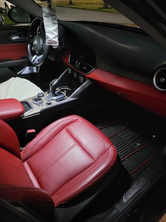 2020 Alfa Romeo Giulia - Image 8 of 10