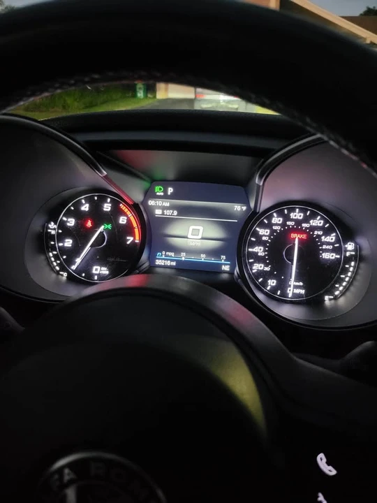 2020 Alfa Romeo Giulia - Image 6 of 10