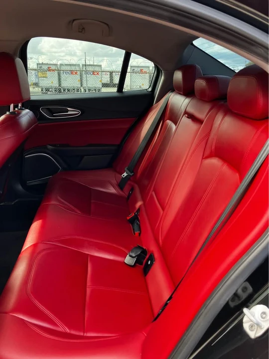 2020 Alfa Romeo Giulia - Image 11 of 16