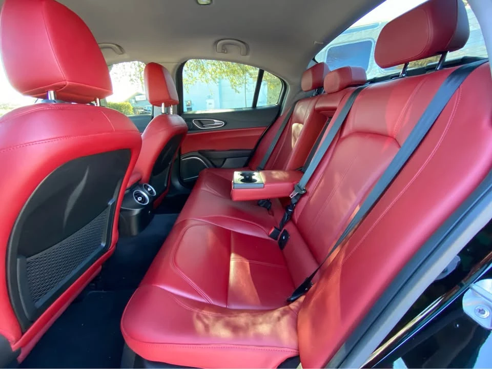 2020 Alfa Romeo Giulia - Image 9 of 10