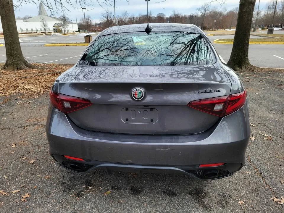 2020 Alfa Romeo Giulia - Image 7 of 13