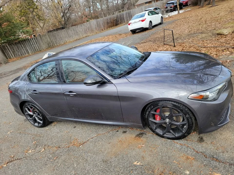 2020 Alfa Romeo Giulia - Image 4 of 13