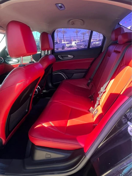 2020 Alfa Romeo Giulia - Image 11 of 12