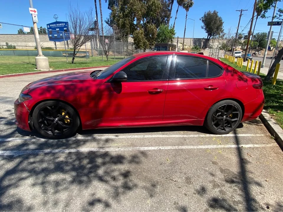 2020 Alfa Romeo Giulia - Image 2 of 10