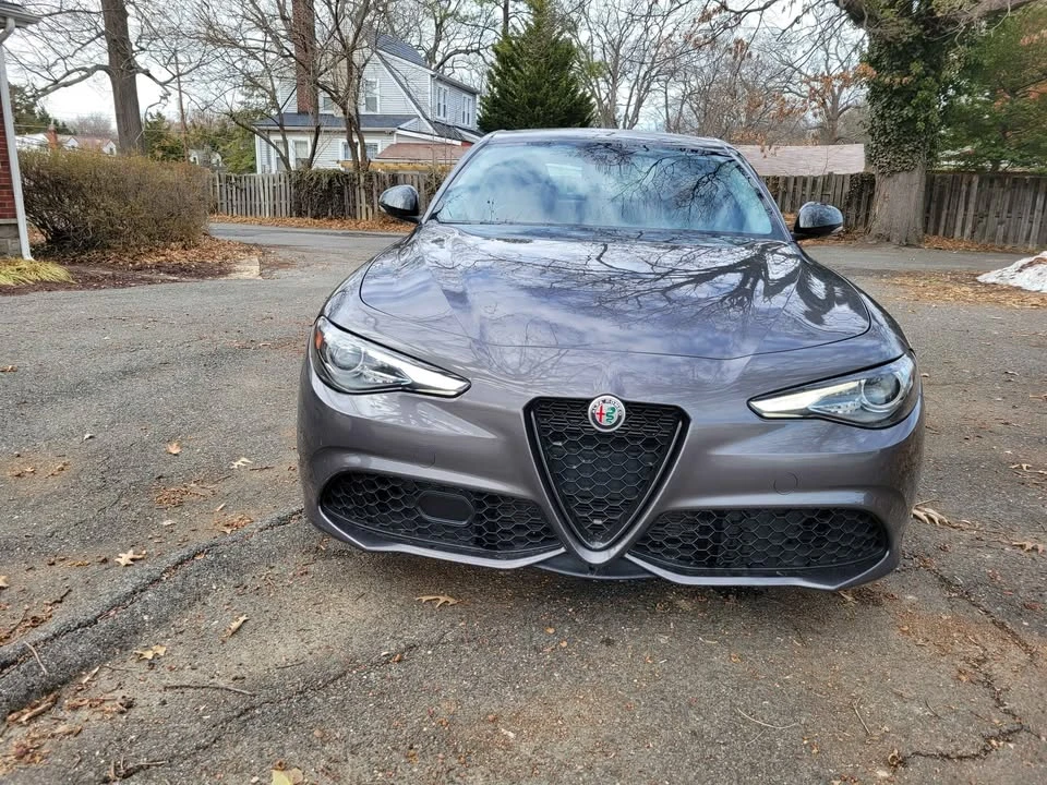2020 Alfa Romeo Giulia - Image 4 of 13