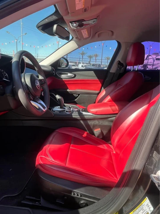2020 Alfa Romeo Giulia - Image 8 of 13