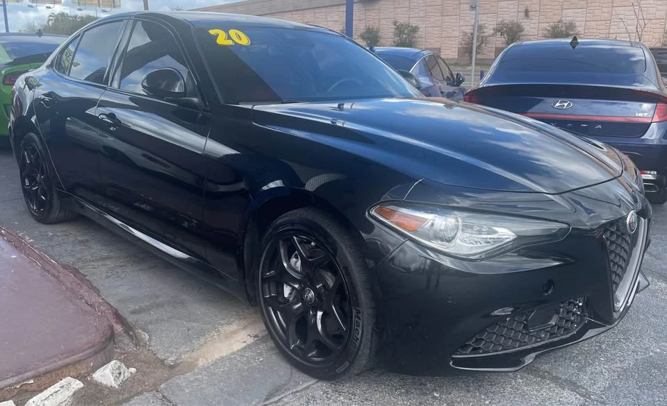 2020 Alfa Romeo Giulia - Image 3 of 7