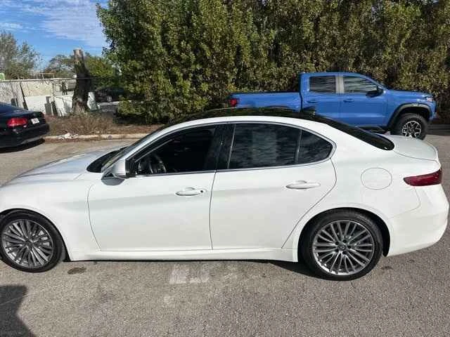2020 Alfa Romeo Giulia - Image 3 of 3