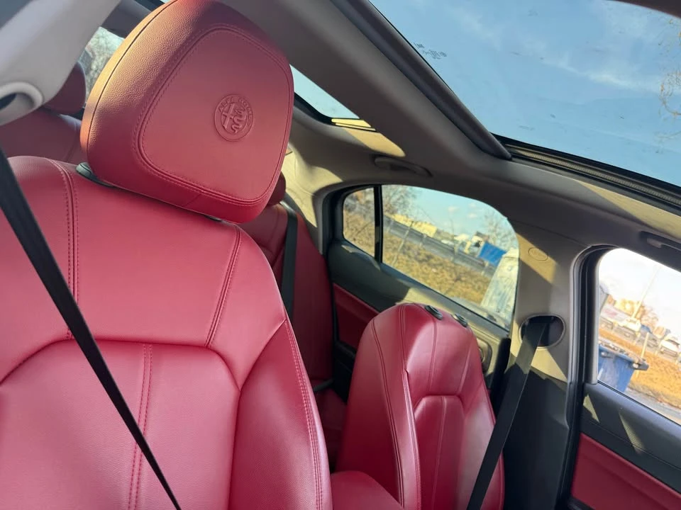 2020 Alfa Romeo Giulia - Image 4 of 4