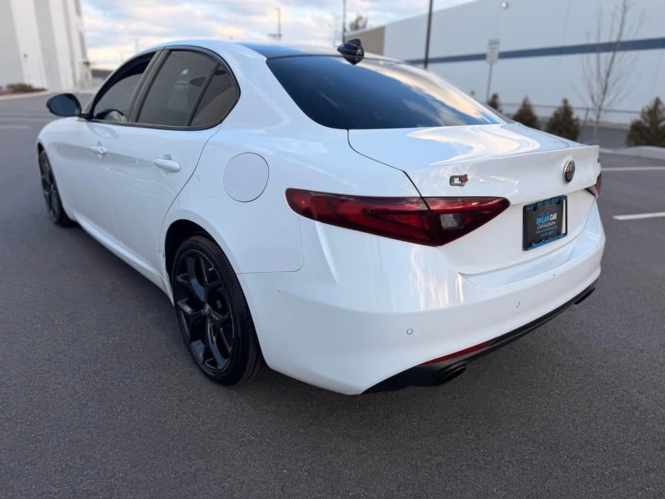 2020 Alfa Romeo Giulia - Image 3 of 19