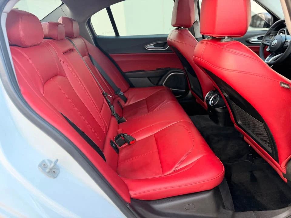 2020 Alfa Romeo Giulia - Image 12 of 19