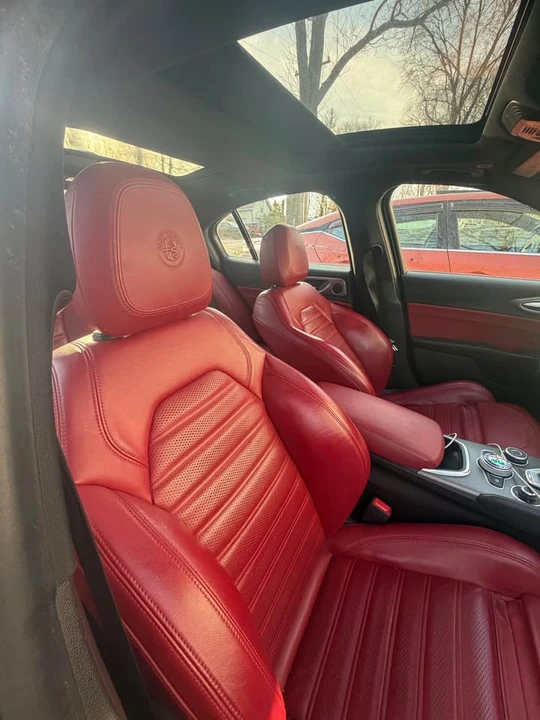 2020 Alfa Romeo Giulia - Image 14 of 14