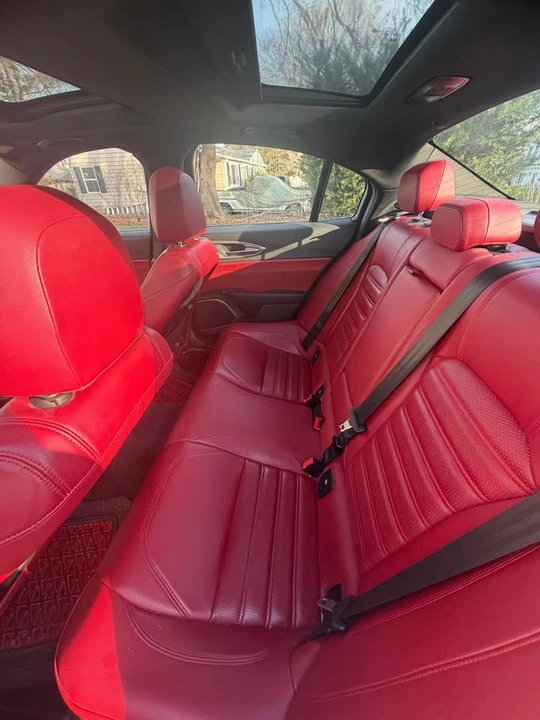 2020 Alfa Romeo Giulia - Image 7 of 14