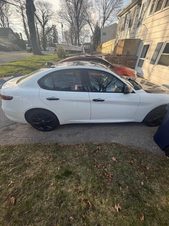 2020 Alfa Romeo Giulia - Image 3 of 14