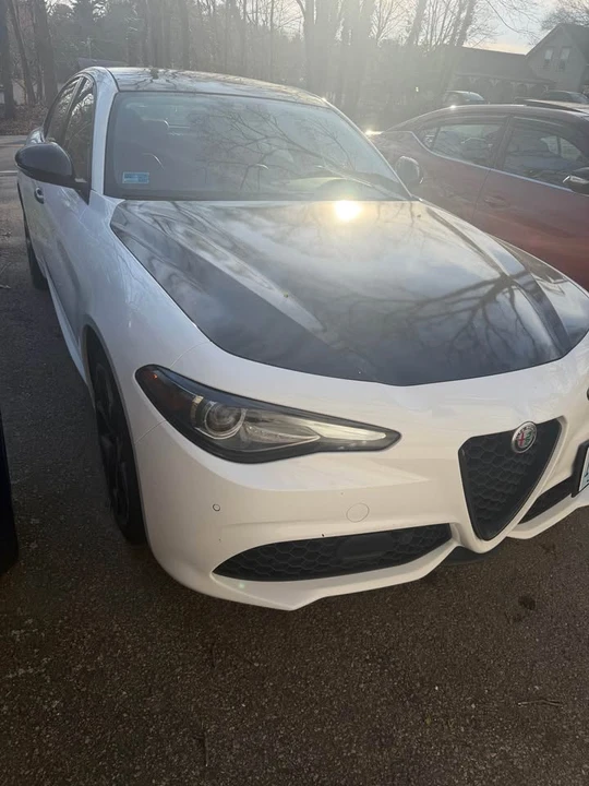 2020 Alfa Romeo Giulia - Image 2 of 14