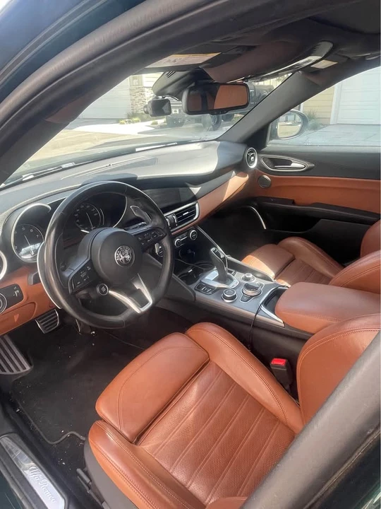 2020 Alfa Romeo Giulia - Image 2 of 4