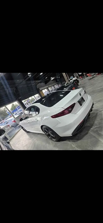 2020 Alfa Romeo Giulia - Image 3 of 5