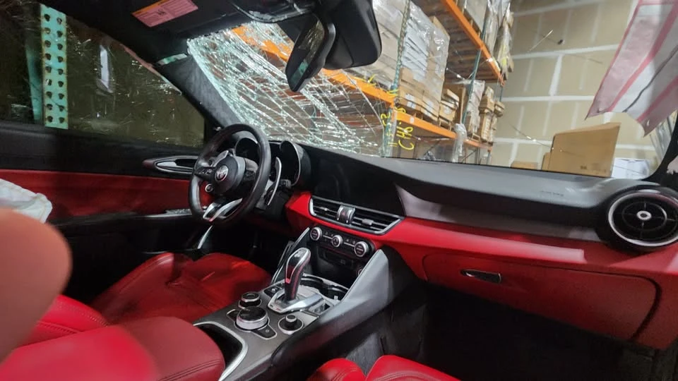 2020 Alfa Romeo Giulia - Image 6 of 9