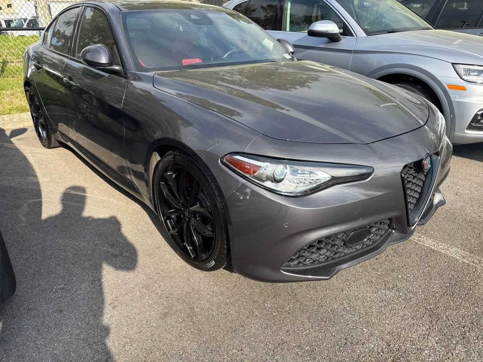 2020 Alfa Romeo Giulia - Image 2 of 5