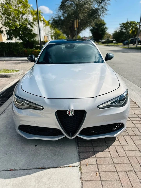 2020 Alfa Romeo Giulia - Image 3 of 14