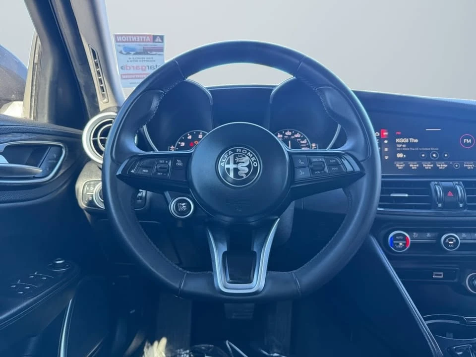 2020 Alfa Romeo Giulia - Image 11 of 20