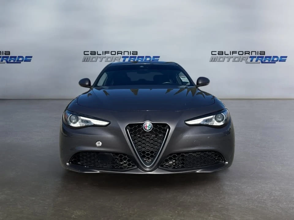 2020 Alfa Romeo Giulia - Image 2 of 20