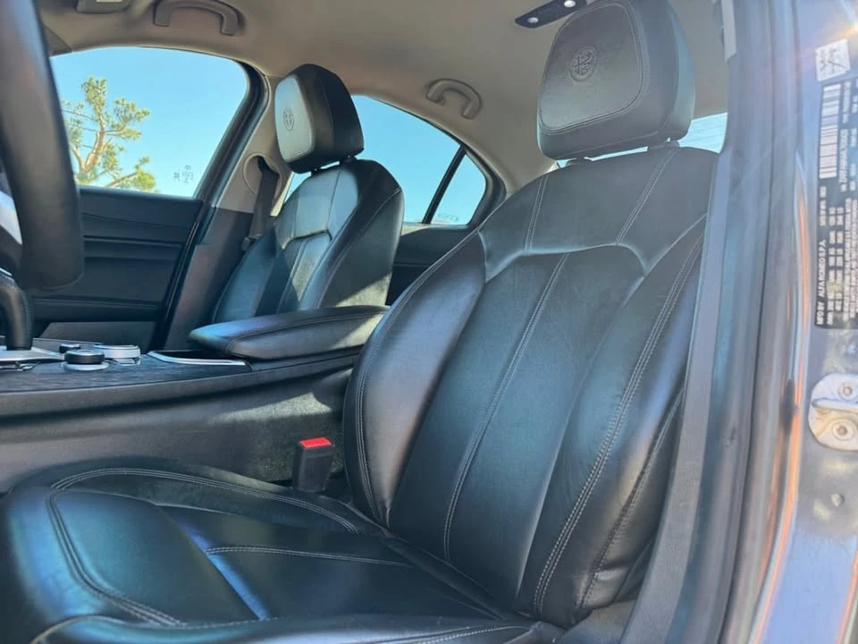 2020 Alfa Romeo Giulia - Image 16 of 20