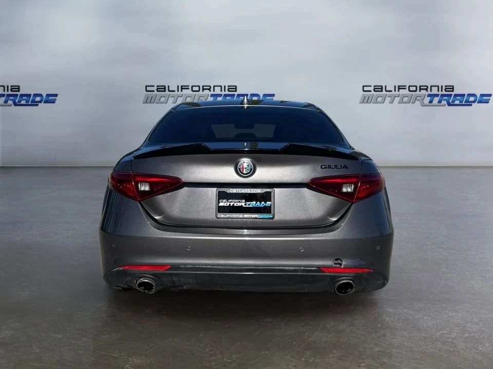 2020 Alfa Romeo Giulia - Image 6 of 20