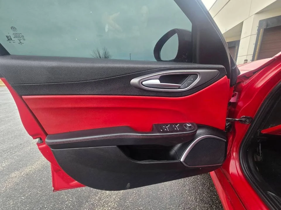 2020 Alfa Romeo Giulia - Image 10 of 20