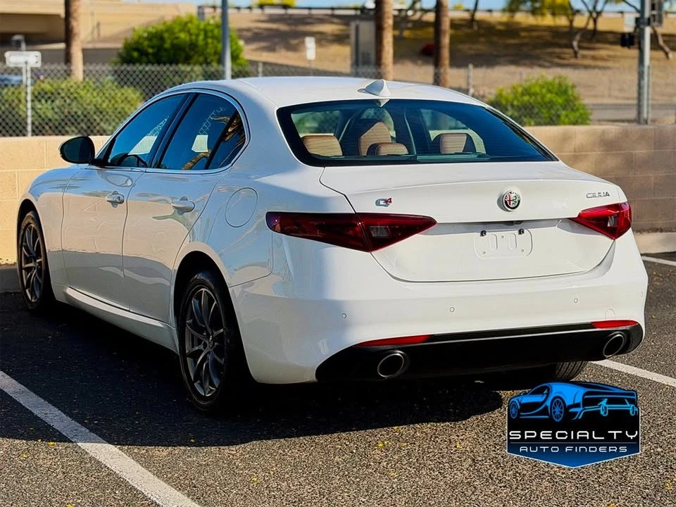 2020 Alfa Romeo Giulia - Image 6 of 19