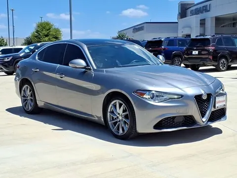 2020 Alfa Romeo Giulia Base