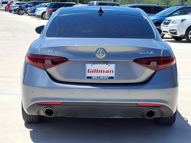 2020 Alfa Romeo Giulia - Image 6 of 18