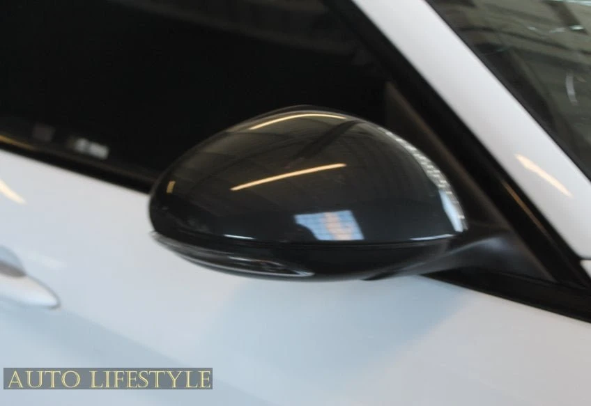 2020 Alfa Romeo Giulia - Image 18 of 20