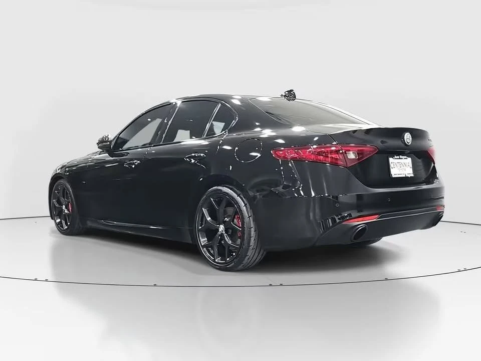 2020 Alfa Romeo Giulia - Image 4 of 5
